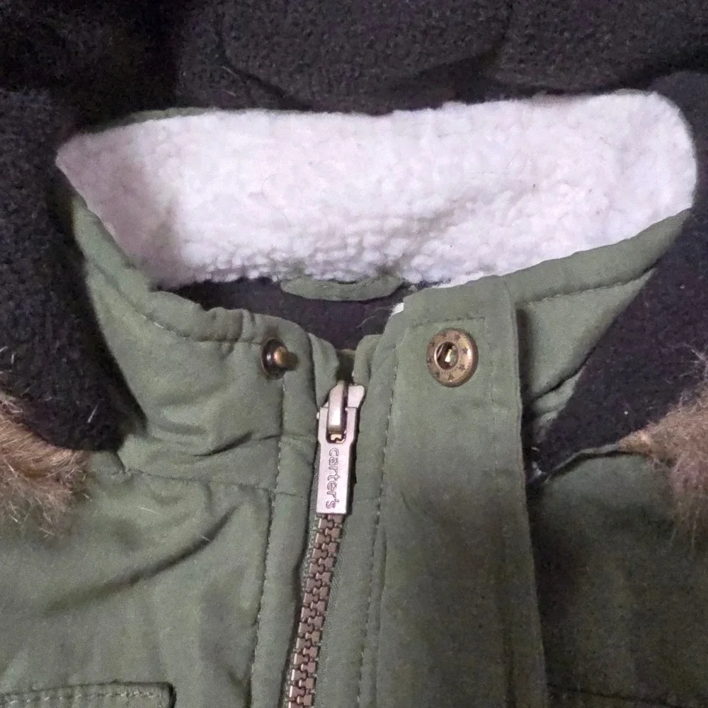 Carters cozy up